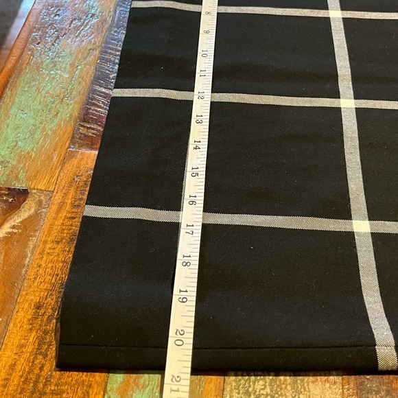 Banana Republic Top, black and white, Size S - Picture 7 of 7